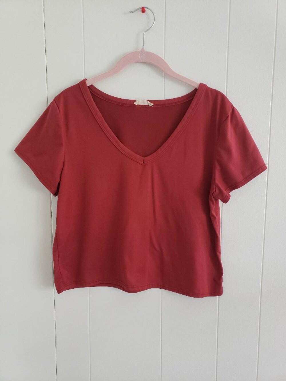 Olivia Rae V-Neck Crop Top Size L